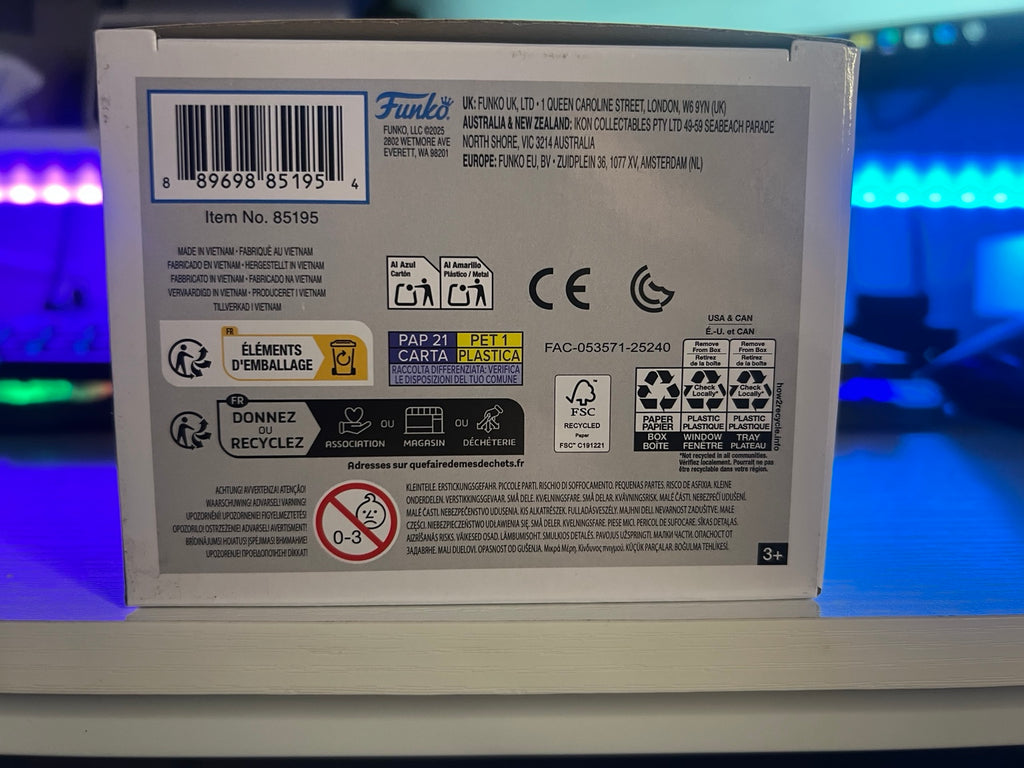 Funko Pop Star Wars Luke Skywalker Deleted Scenes bobblehead figure product information and barcode
